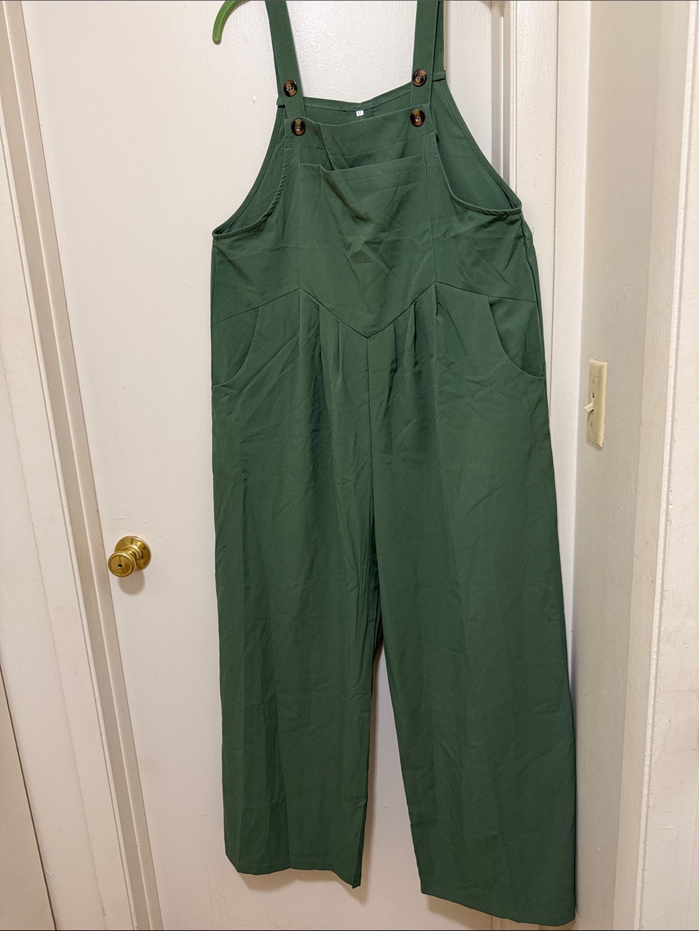 Forest Green Wide-Leg Overall Jumpsuit with Front Bib